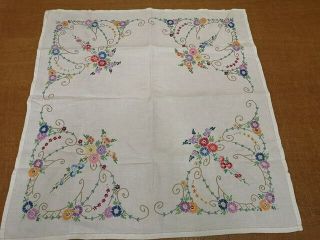 Pretty Vintage Linen & Embroidery Table Cloth.  Summer Table