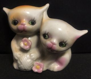 Vintage Japan Ceramic Kitty Cats Figure Figurine 2 "