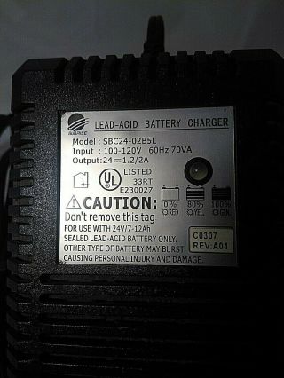 Vintage Sunrise SBC24 - 02B5L 1.  2 - 2A Male 3 - pin Lead Acid Battery Charger 2