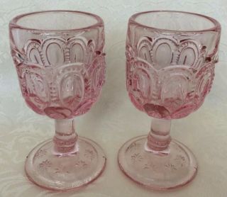 Set Of 2 Vtg L E Smith Moon & Stars Small Goblets,  Pink,  4 1/2”,  2 Ounce
