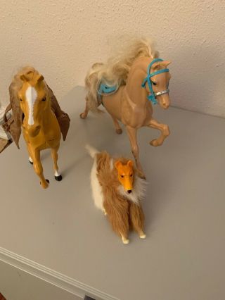 Vintage Western Fun Barbie Horses And Collie Dog Turquoise