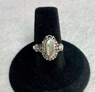 Lovely Vintage Sterling Silver Abalone Shell Art Deco Filigree Ring Size 6.  75