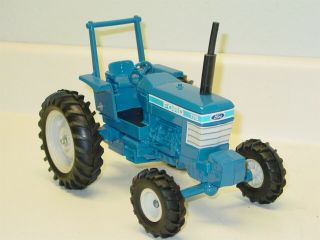 Vintage Ertl Ford Tractor 7710,  Cast Farm Toy,  U.  S.  A. 8