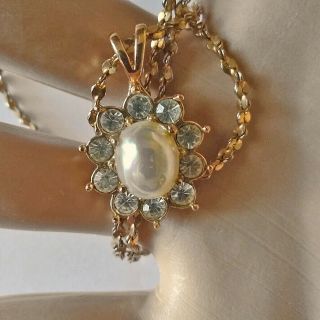 Vintage Signed Roman Gold Tone Rhinestone Faux Pearl Pendant Chain Necklace