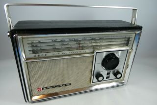 Old Vintage Panasonic R - 441b Portable Radio