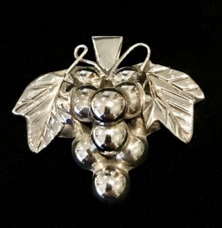 Vintage Taxco Mexico Sterling Silver Large 3 - D Grape Cluster Brooch/pendant