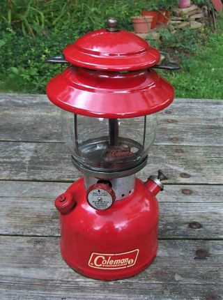 Vintage 1967 Coleman Model 200a Red Single Mantel Lantern Dated 7 - 67