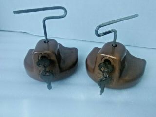 2 Vintage Master Lock No.  34 Trailer Tongue Hitch Coupler With Keys