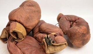 Vintage Pair Spalding Golden Gloves Boxing Gloves
