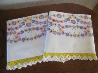 Vintage Pillowcases Embroidered & Crocheted Garlands Of Asters Exquisite