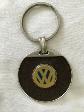 Vintage Vw Volkswagen Keyring Key Ring Mounted On A Brown / Silver Fob