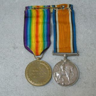 Vintage World War 1 Machine Gun Corps medal pair PTE.  R.  C LE VESCONTE & Ribbons 2