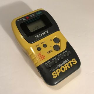Vintage Sony Sports Walkman Srf - M70 Am/fm Sports Radio With Belt Clip