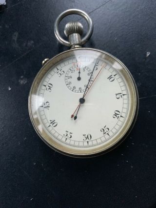 A VINTAGE MILITARY ISSUE CHRONOGRAPH STOP WATCH with BROAD ARROW 2