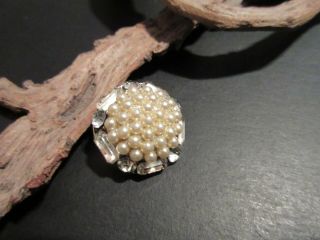 Vintage Signed Coro Small Round Cluster Brooch With Pearls & Clear Rhinestones