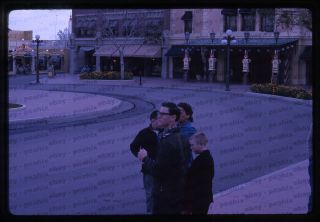 (027) Vintage 1962 35mm Slide Photo - Disneyland - See Scan For Details