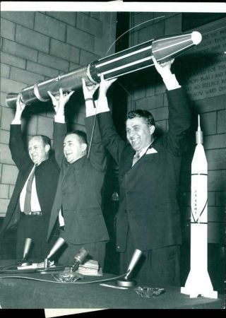 Wernher Von Braun And William Pickegin With Dr.  James Van Allen.  - Vintage Photo