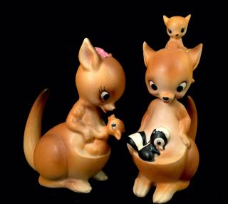 Vintage Josef Originals Figurine Set Of 2 Kangaroo Family W/ Skunk Cute Rare