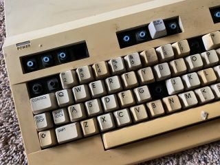 Vintage Commodore 128 Personal Computer - Parts Only 2