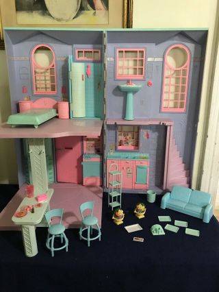 Vintage Barbie Doll Townhouse Dollhouse Folding House Furniture & Accessories