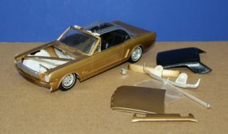 Amt 6154 1964 Ford Mustang Hardtop Convertible Annual Screwbottom Kit 1:25 Fixer