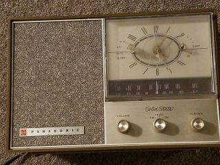 Vintage Clock Radio,  Am/fm Panasonic Rc - 736,  Made In Japan,  As - Is