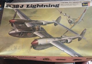 Vintage Revell 1/32 Scale Lockheed P - 38j Lightning Model Kit 1970