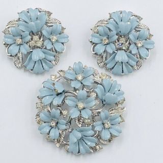 Vtg Crown Trifari Blue Enamel Rhinestone Floral Cluster Brooch Clip Earrings Set
