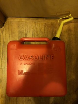 Vintage Chilton Gas Can 5 Gallon Vented Mod.  P500 Preban Usa Well Made