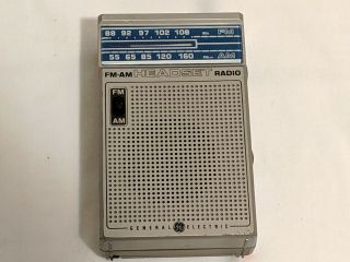 Vintage General Electric Ge Am Fm Pocket Radio 7 - 1150a A5