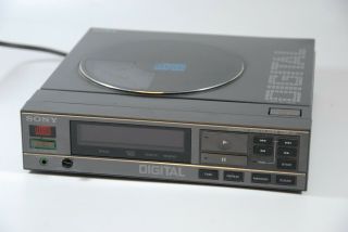 Vintage Sony Cdp - 7f Compact Disc Player Japan Powers On But Not Playing