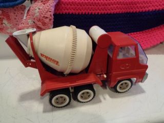 VINTAGE RED AND WHITE TONKA CEMENT MIXER 2
