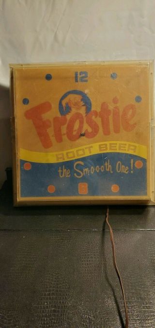 Frostie Root Beer Lighted Wall Clock Vintage Soda Pop Sign Advertising