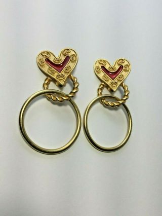 Vintage Gold Tone Heart Dangle Hoop Earrings Red Enamel Brushed Metal Clip 1556