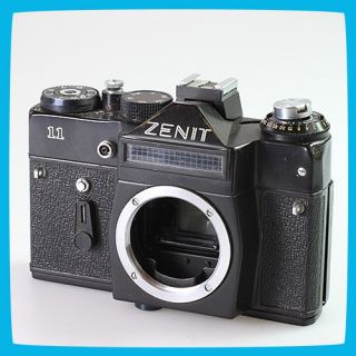 Old Rare Vintage Kmz Zenit 11 Soviet Russian Cccp Ussr 35mm Film Slr Camera