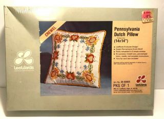 Nos Vintage 1975 Leewards Pennsylvania Dutch Crewel Embroidery Pillow Kit