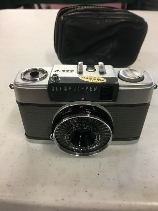 Olympus - Pen Ees - 2 Vintage Camera