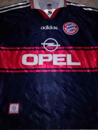 FC Bayern Munich Adidas Strip 97/98 Away Strip Size S vintage retro 2