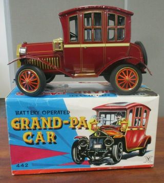 Vintage Yonezawa Tin Litho Battery Operated Grand - Pa Car W/orig Box