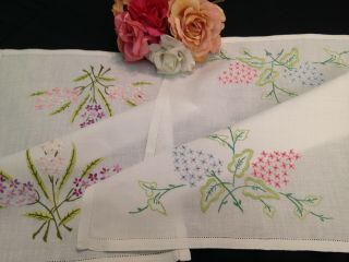 Vintage Hand Embroidered Tray Cloths Centre Piecesx2 Pretty Lilac & Buddleia