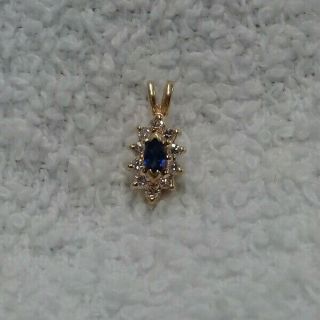 Vintage 14k Yellow Gold Pendant With Blue Sapphire & 10 Small Diamonds