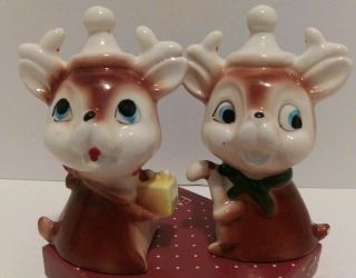 Vintage Set Deer Salt & Pepper Shakers Reindeer Christmas Present So Cute
