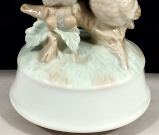 Vtg Otagiri Japan Porcelain Music Box Two Owl on Tree Branch ROTATE Close to You 5