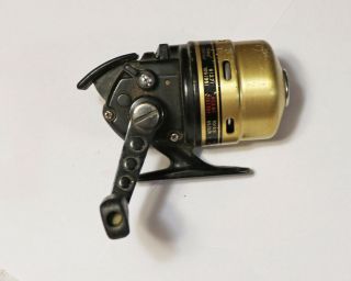 Vintage Daiwa Gc80 Closed Face Fishing Reel Made In Japan