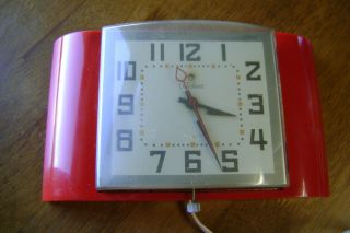 Vintage Art Deco Bakelite Telechron Red Kitchen Clock