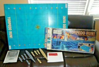 Vintage 1986 Milton Bradley Torpedo Run Floor War Series