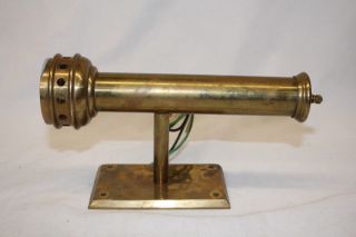 Vintage Brass 1972 Chapman Wall Sconce / Fixture With Wall Plate