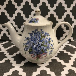 Vintage Arthur Wood & Son Tea Pot Staffordshire England 7.  5” Tall Blue Flowers