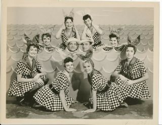 Gene Kelly & Starlets Vintage 1954 Deep In My Heart Mgm Musical Photo