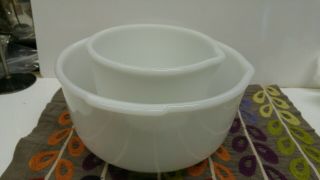 Vintage Set Fire King Milk Glass Mixing Bowls For Sunbeam Mixmaster 18 17